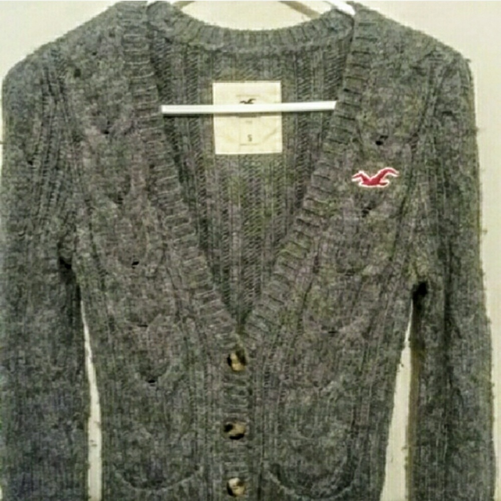 Beautiful button up Hollister sweater